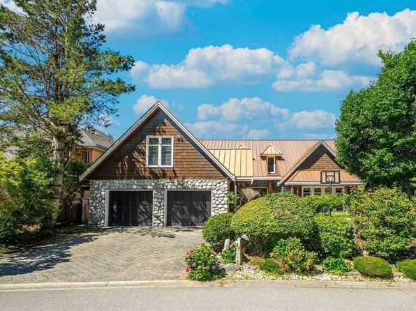 768 Tsawwassen Beach Rd, Delta, BC V4M 2J3