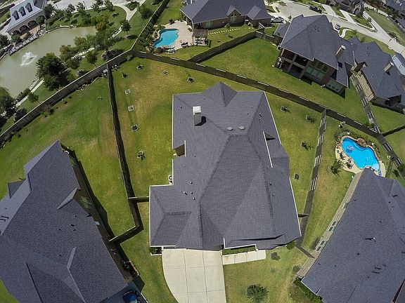 4th image of 2510 Yaupon Trace Ct
