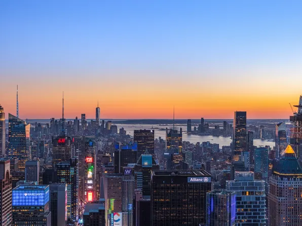 217 West 57th Street image 15 of 18