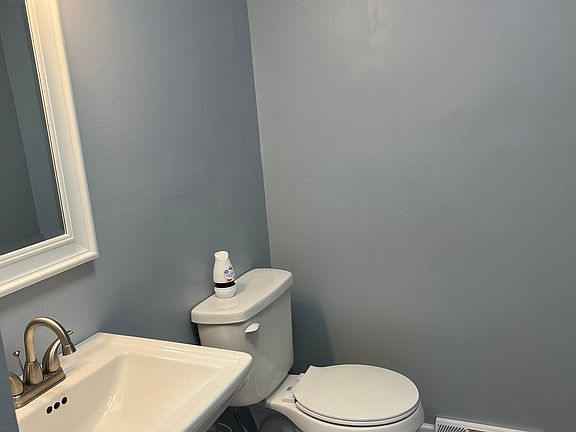 3rd image of 5219 Cline Rd Unit D