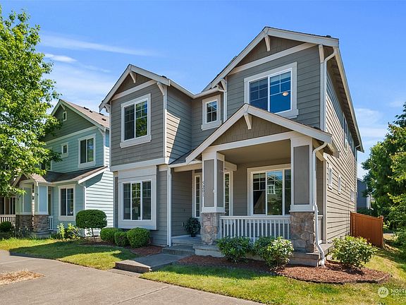 3rd image of 5201 53rd Avenue SE