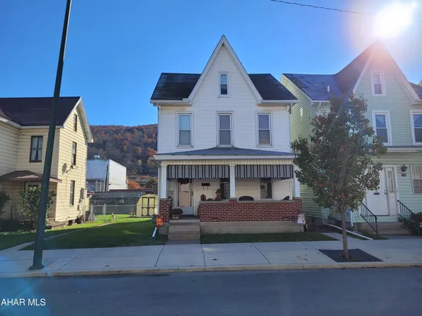 1556 Logan Ave, Tyrone, PA 16686