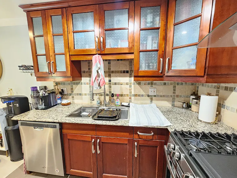 3220 Altura Ave #122 — Photo 20