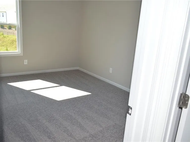 5348 Fox Hill Ln — Photo 10