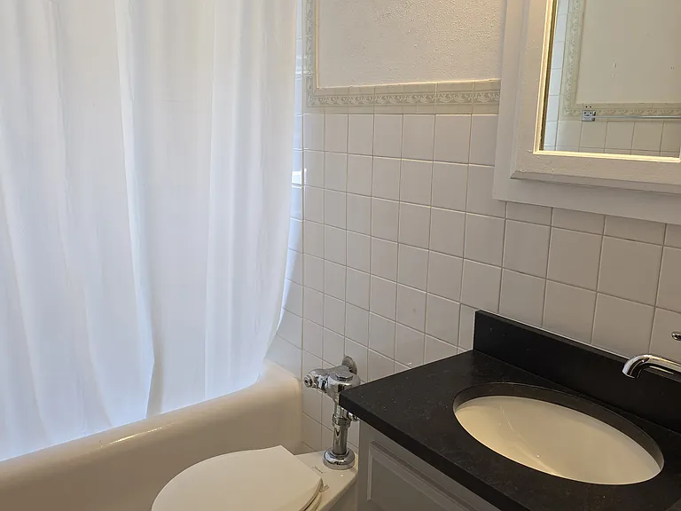 The Blair Apartments — Photo 9