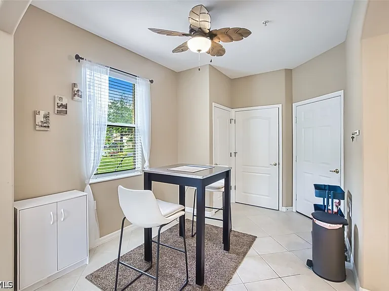 3230 Cottonwood Bnd #406 — Photo 8