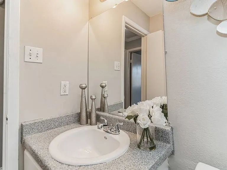 Residences At The Overlook — Photo 76