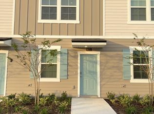8371 Zenith Cir, Jacksonville, FL 32256