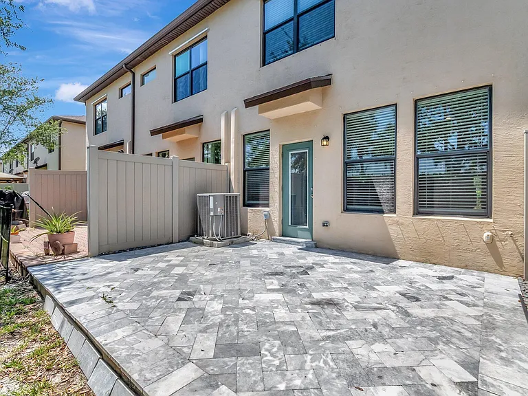 2854 Bard St — Photo 30