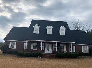 412 County Road 10, Stringer, MS 39481