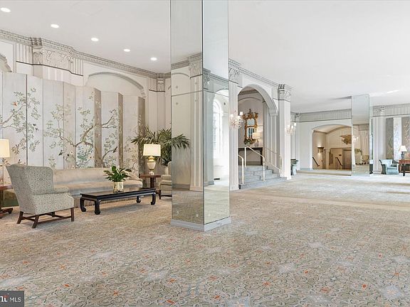 4th image of 4000 Cathedral Ave NW #18-19B