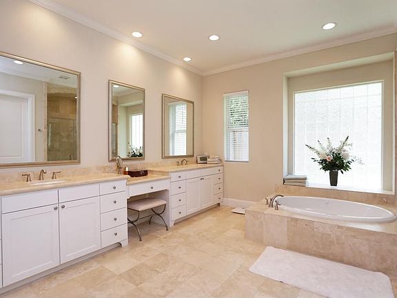 Huge master bathroom, with double sinks, tons of storage and vanity space!