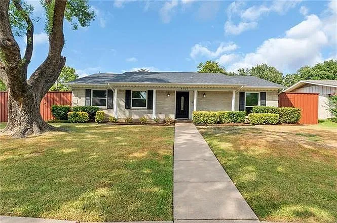8107 Clear Springs Rd