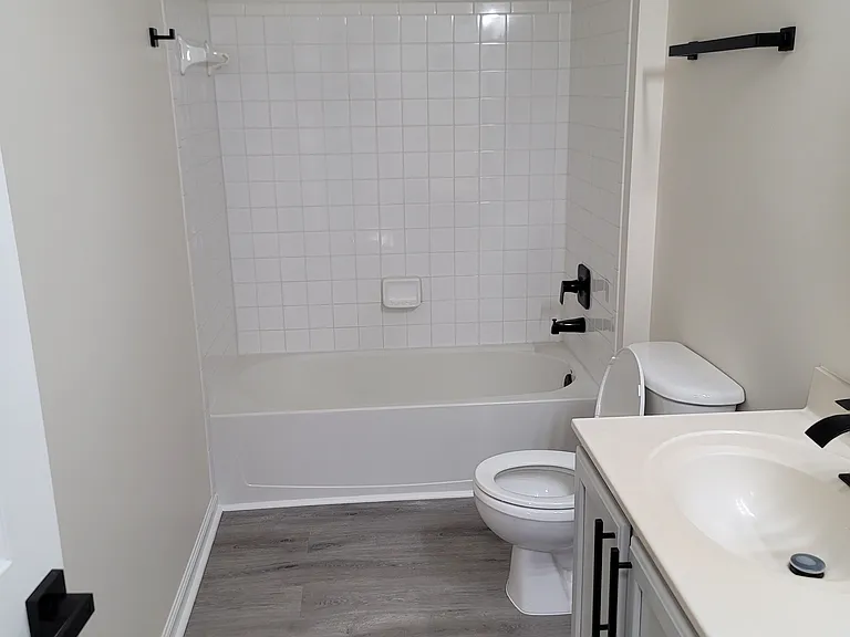 1808 Whispering Meadow Ct — Photo 39