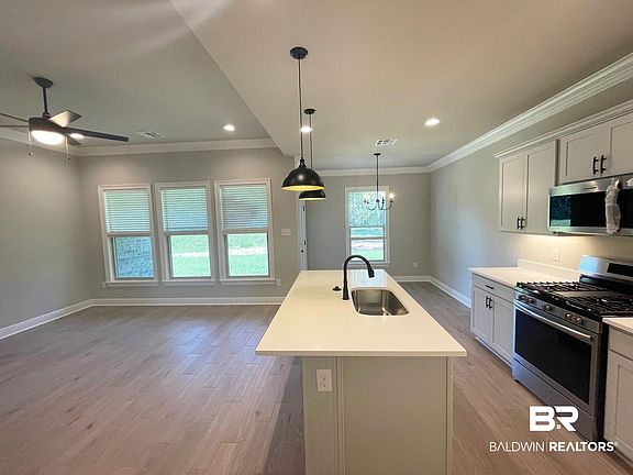 3rd image of 1428 Fenton Cir
