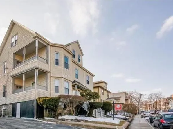 27 Becket St #1, Dorchester Center, MA 02124