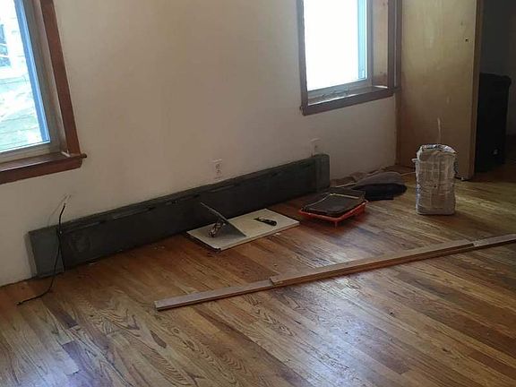 3rd image of 37 Bushwick Ave