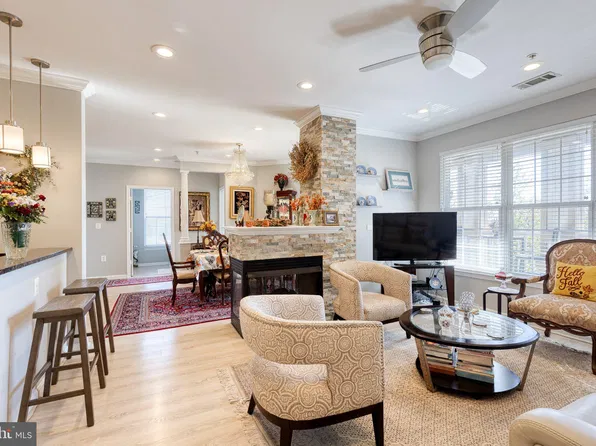 400 Symphony Cir, Cockeysville, MD