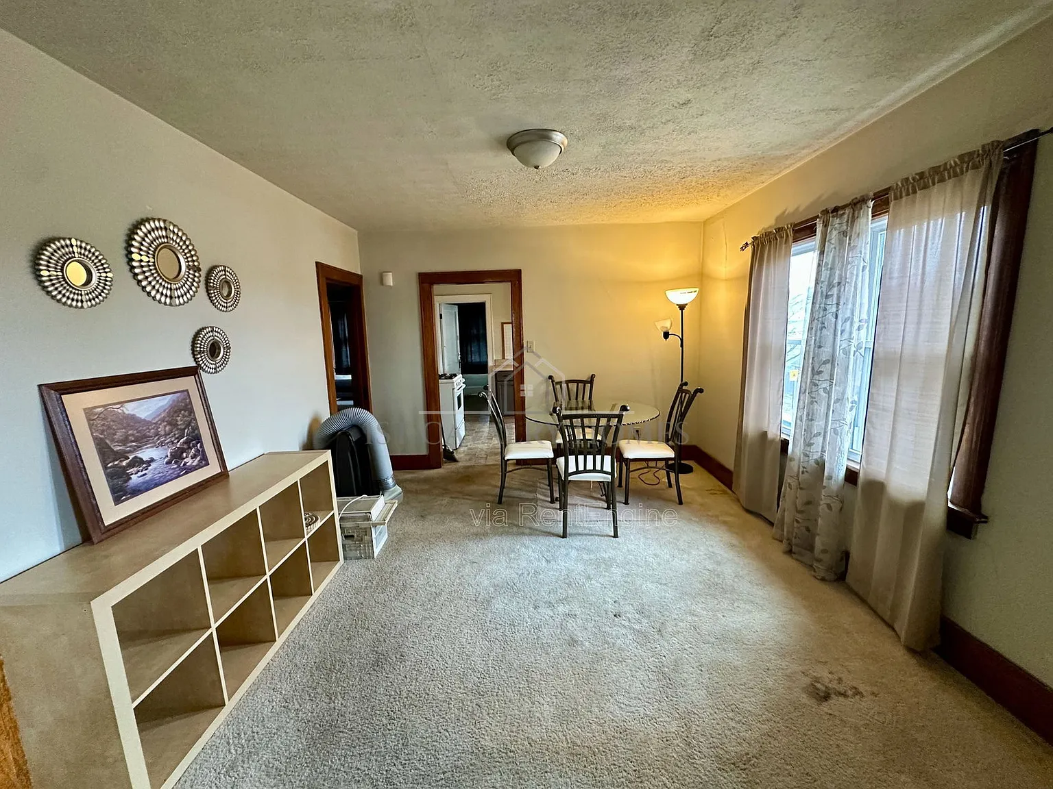 2 bed, 1.0 bath, 951 sqft, $875 — Photo 3