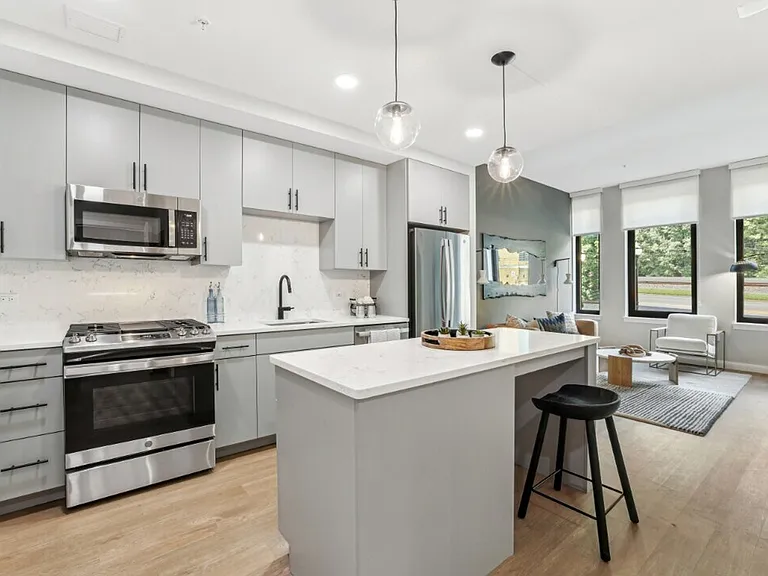 802 Harbor Blvd #6B — Photo 2