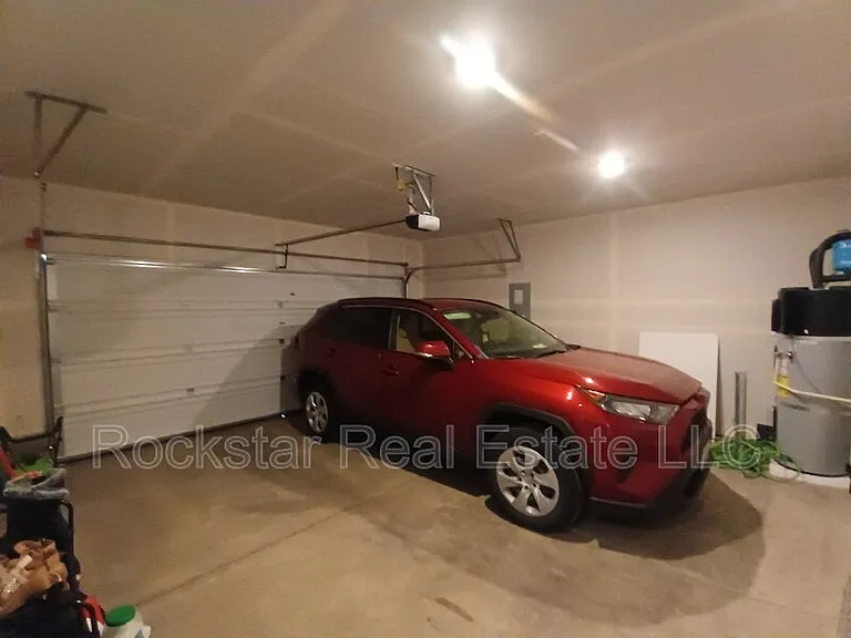 109 W Goldenrod Ave — Photo 30