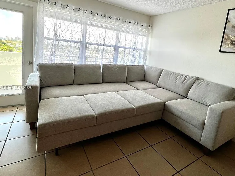 401 Golden Isles Dr #1011 — Photo 7
