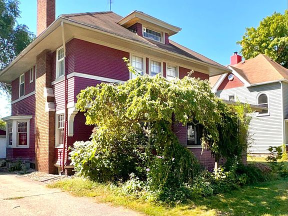 2nd image of 925 Lincolnway Ave