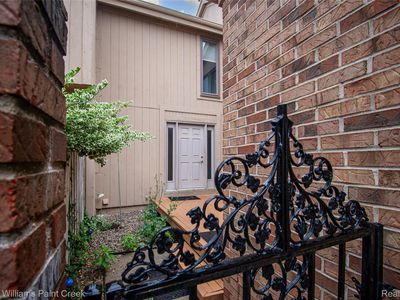 6281 Potomac Cir, West Bloomfield, MI, 48322