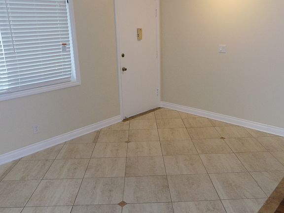 3rd image of 764 W 30th St APT 1