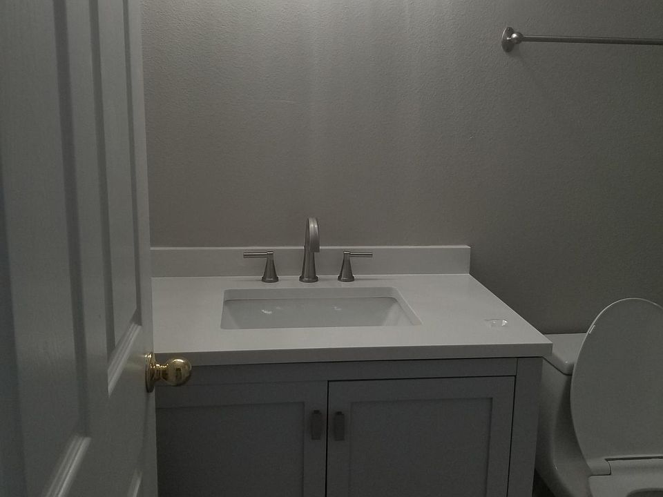 1st image of 4714 Fiske Cir