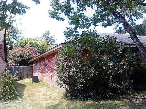 3rd image of 8114 Tattershall Cir