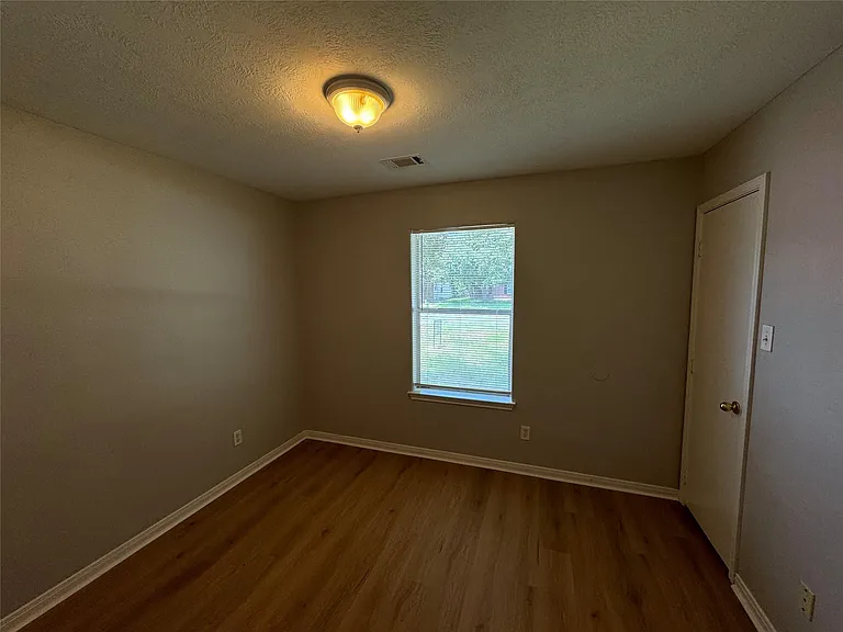 16324 Sun View Ln — Photo 4