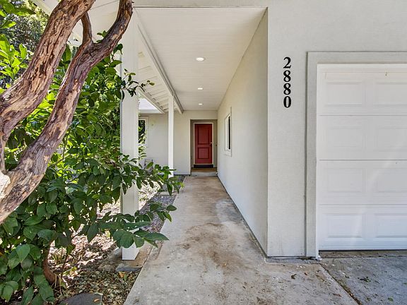 3rd image of 2880 Kennedy Dr