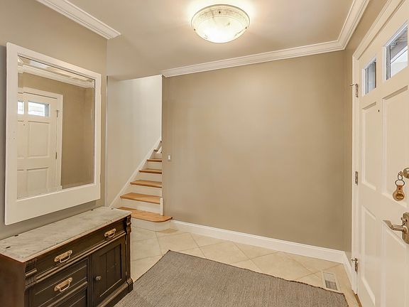 5th image of 280 Cypress Ln