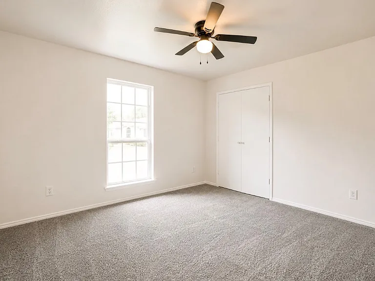 1759 Oneal St — Photo 13