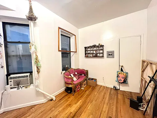 Rented by Nolita Group | media 6