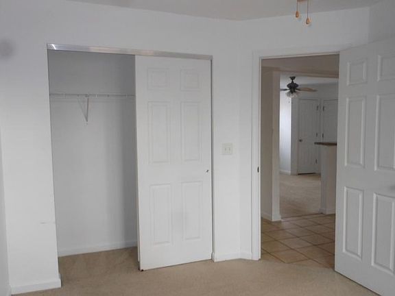 5th image of 115 Maryknoll Dr APT 4