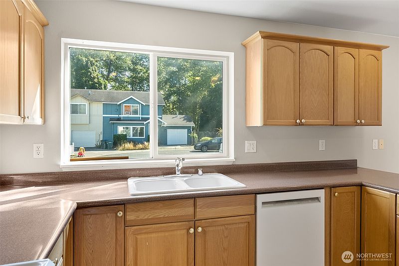 4th image of 4244 Archer Drive