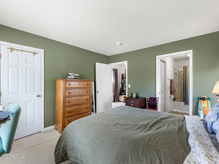 105 Wayside Dr — Photo 21