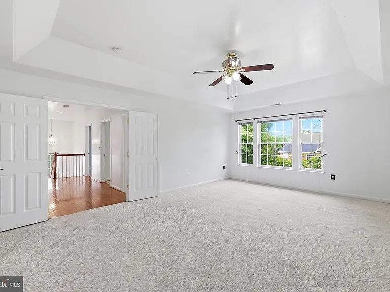 2917 Markhams Grant Dr — Photo 33
