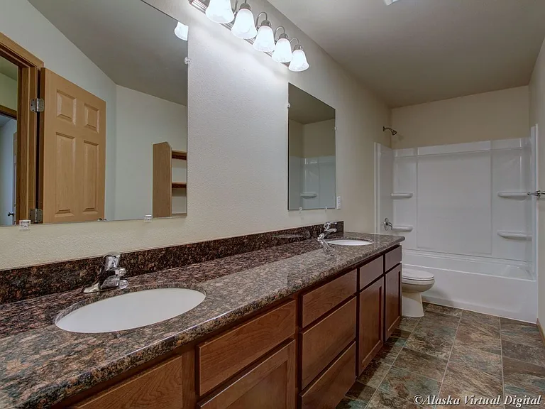 1600-1650 E Kinzi Cir — Photo 17