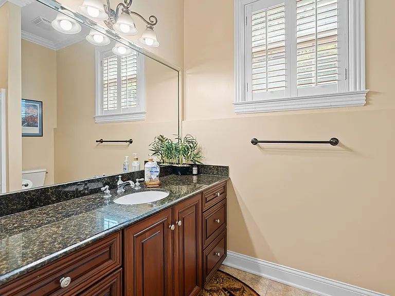 9640 Mitchell Pl — Photo 38