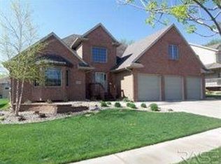 3109 W Miramar Cir, Sioux Falls, SD 57108