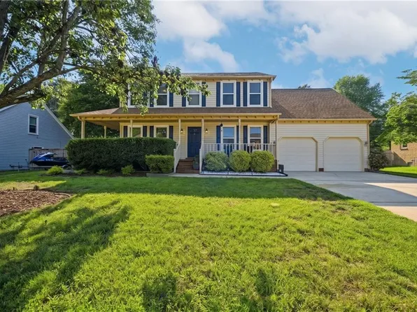 1028 Austin Dr, Chesapeake, VA 23320