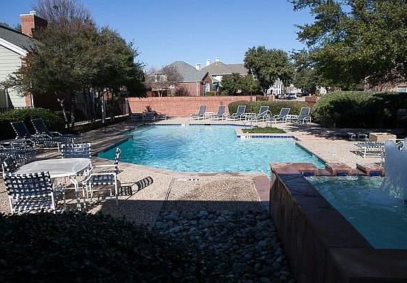 2nd image of 6220 Bentwood Trl APT 1904