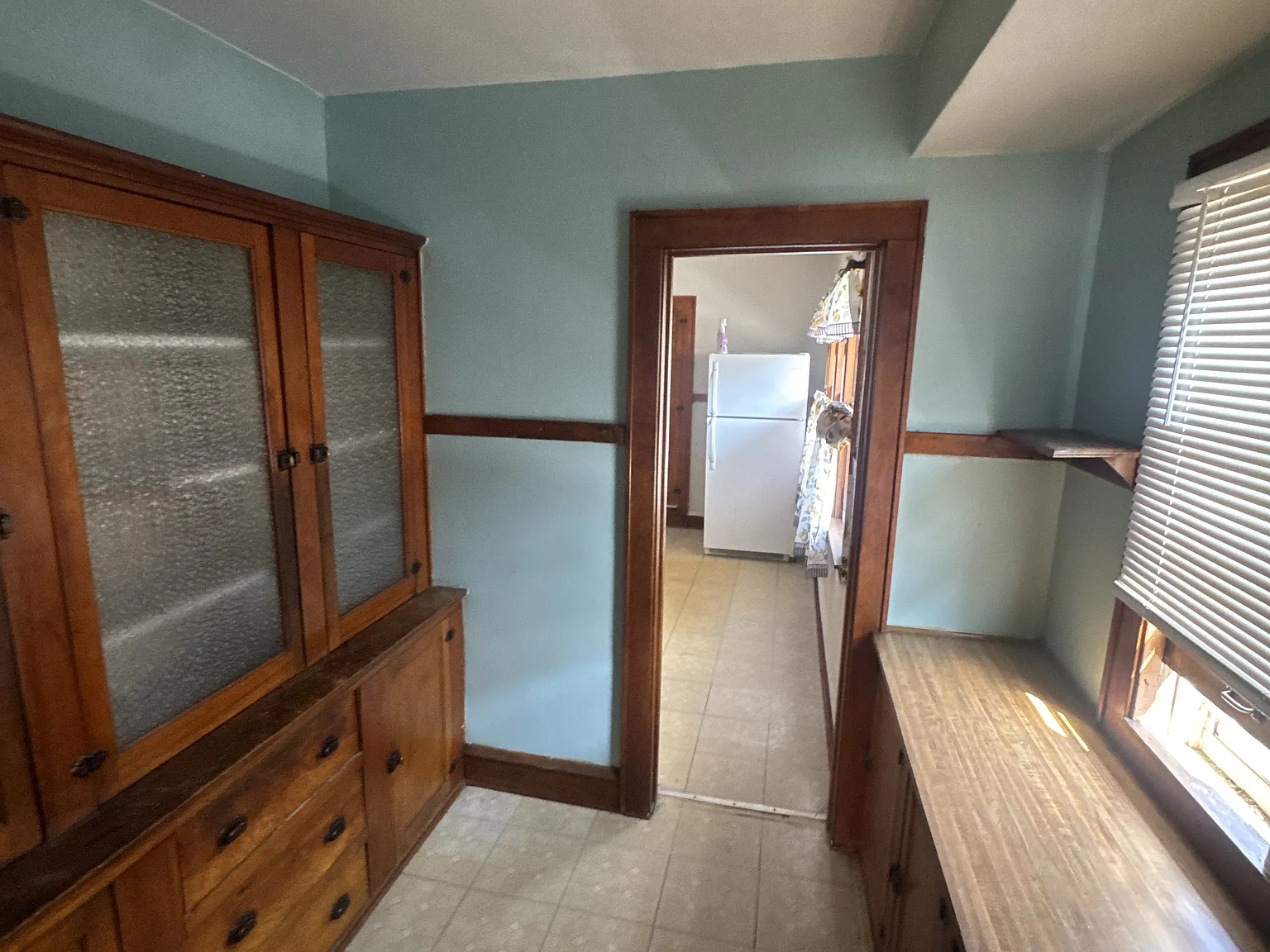 3 bed, 1346 sqft, $1,300 — Photo 2