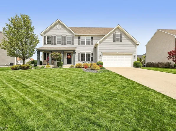 3237 Burnham Dr, Brunswick, OH 44212