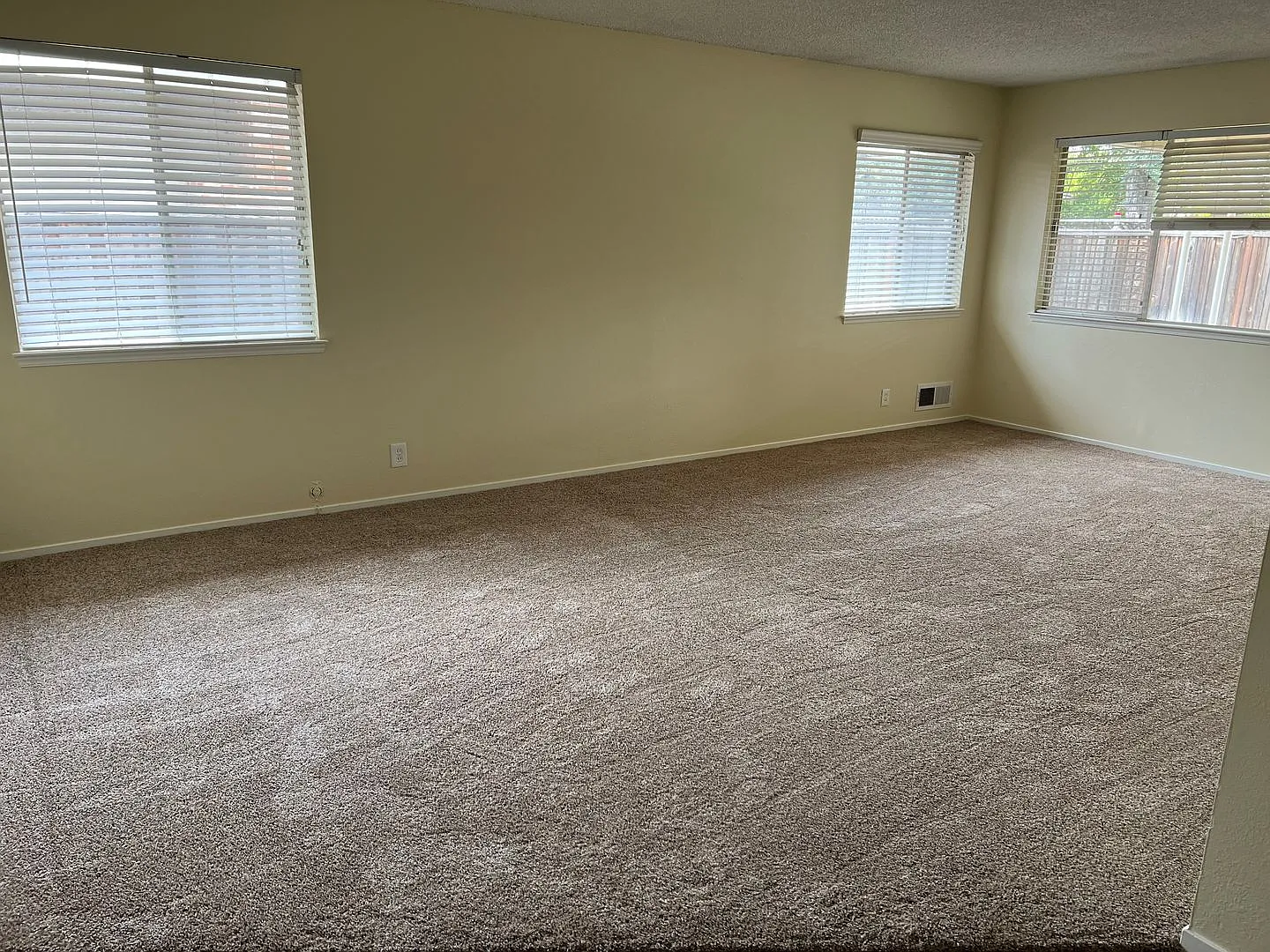 Duplex — Photo 4