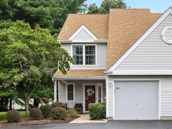 250 Birch Hollow Dr, Bordentown, NJ 08505