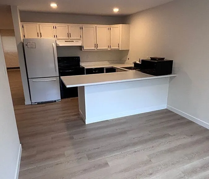 6467 Sand Point Way NE — Photo 10